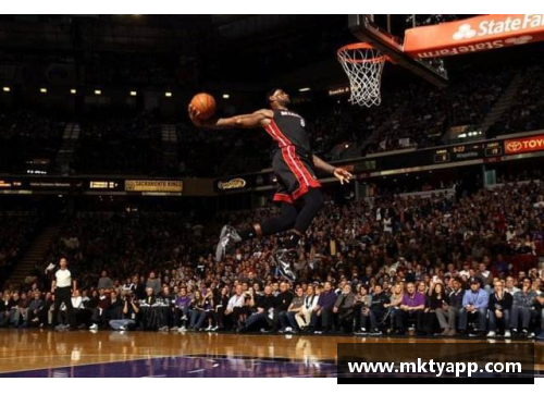 NBA现场解说精彩瞬间集锦：扣篮三分引爆全场的热血时刻
